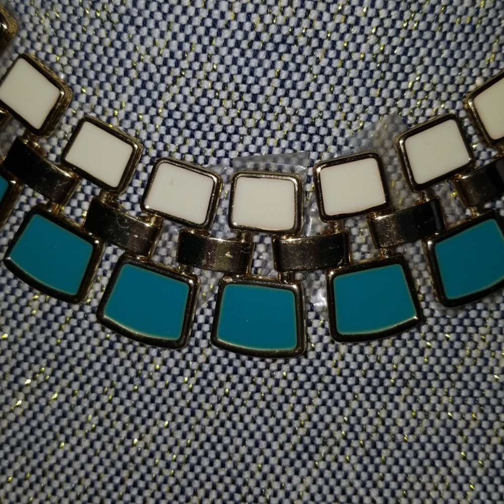 Stunning necklace - Picture 5 of 5